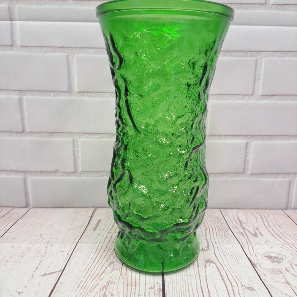 Vintage Hoosier Emerald Green Glass Vase 1970's Crinkle Pebble Design 8.5" USA